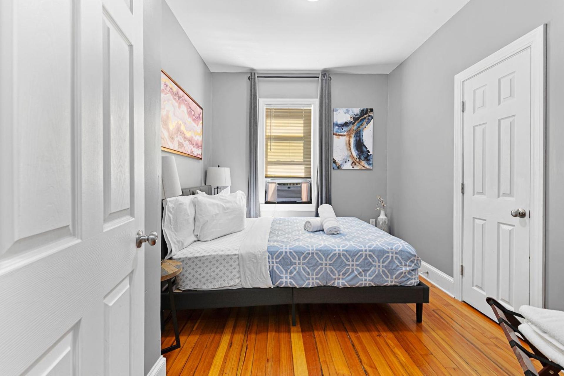 Spacious Apartments Near Ashmont - Evonify Stays Boston Dış mekan fotoğraf