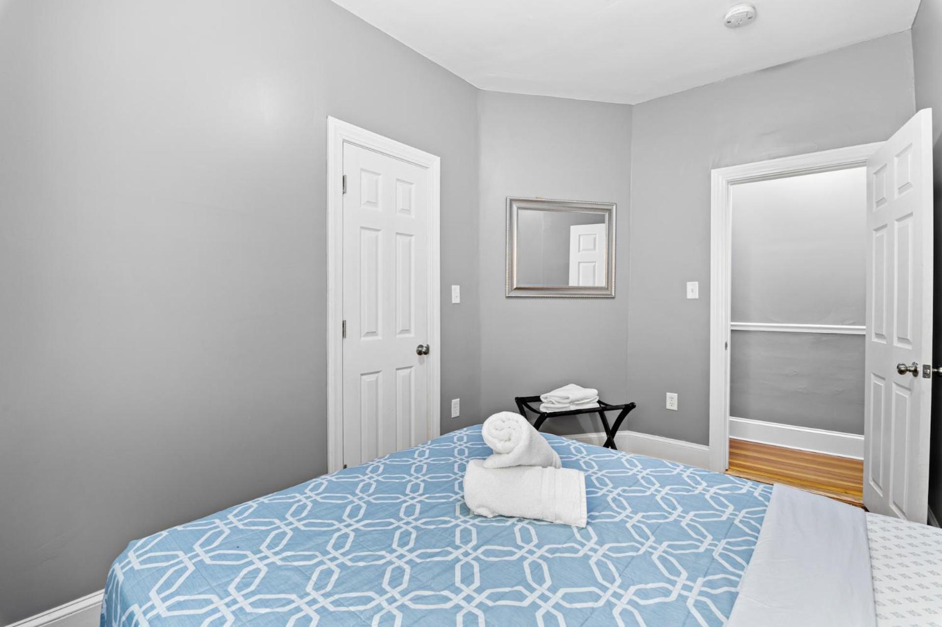 Spacious Apartments Near Ashmont - Evonify Stays Boston Dış mekan fotoğraf