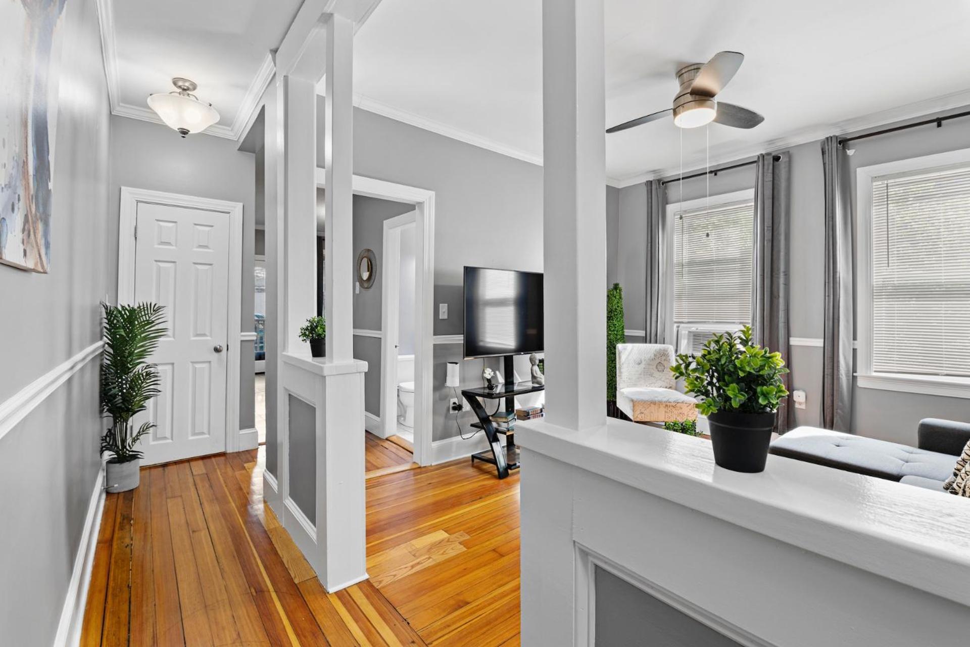 Spacious Apartments Near Ashmont - Evonify Stays Boston Dış mekan fotoğraf