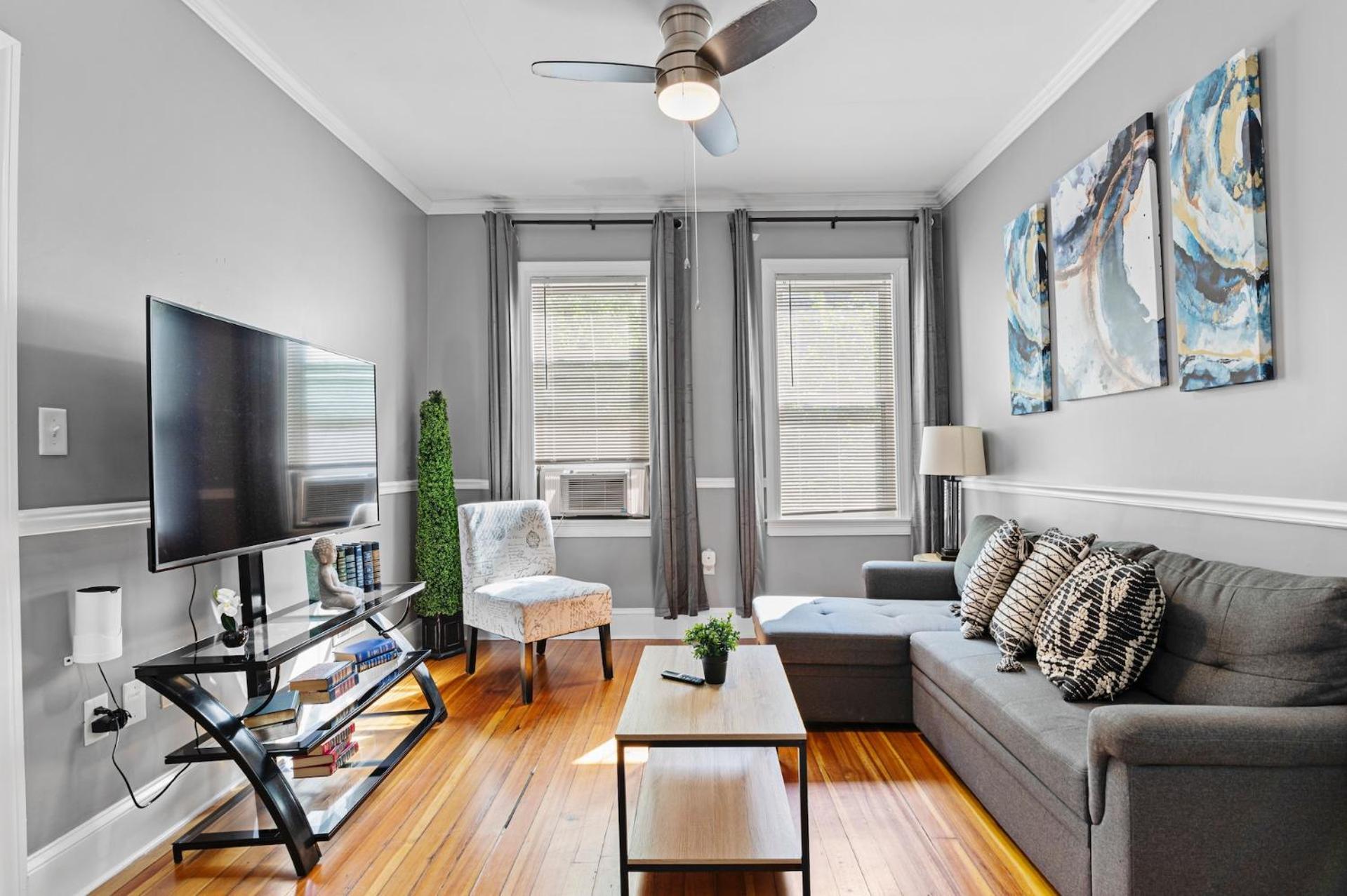 Spacious Apartments Near Ashmont - Evonify Stays Boston Dış mekan fotoğraf